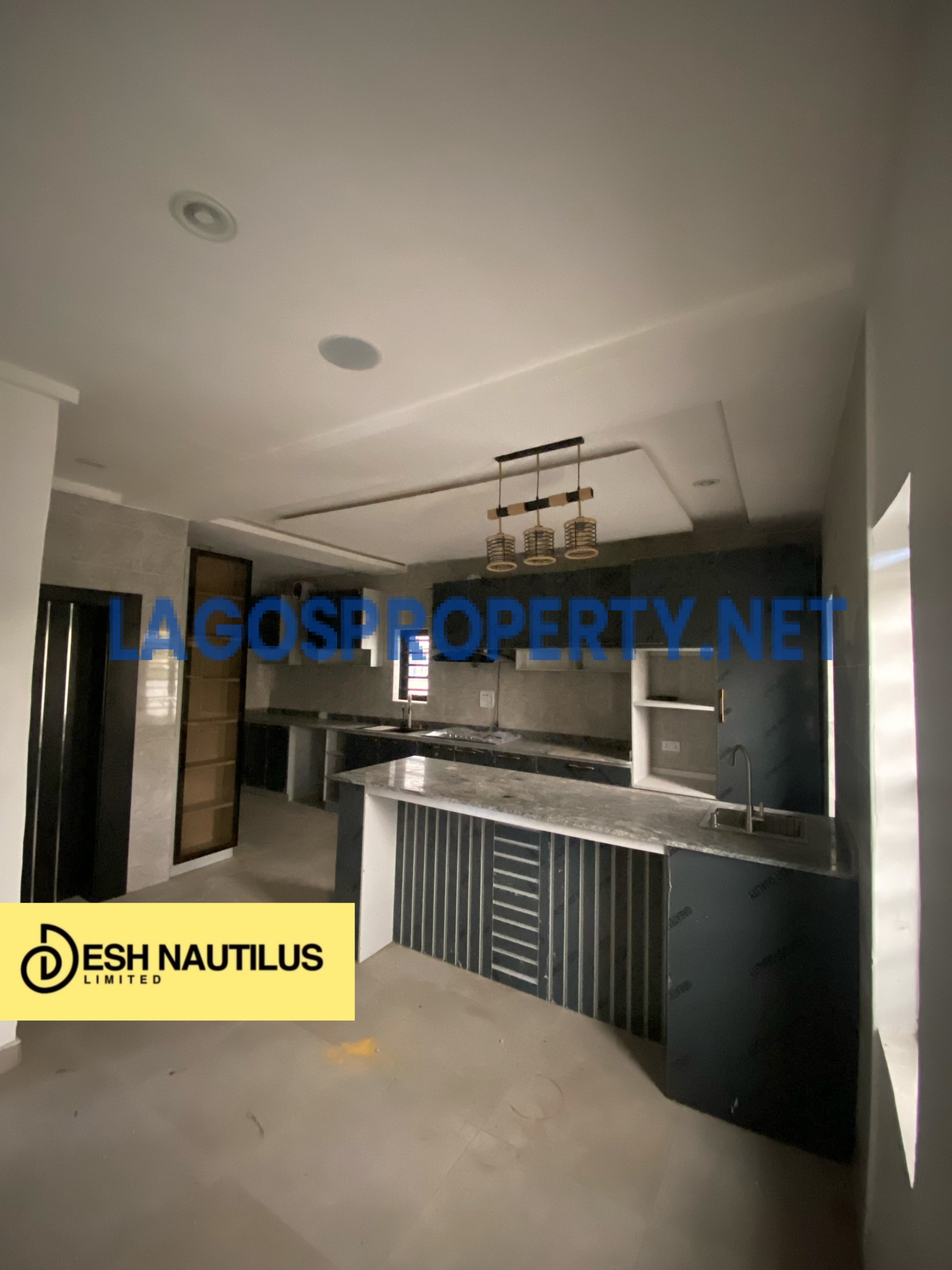 4 bedroom semi detached duplex in Lekki Scheme 2 for sale