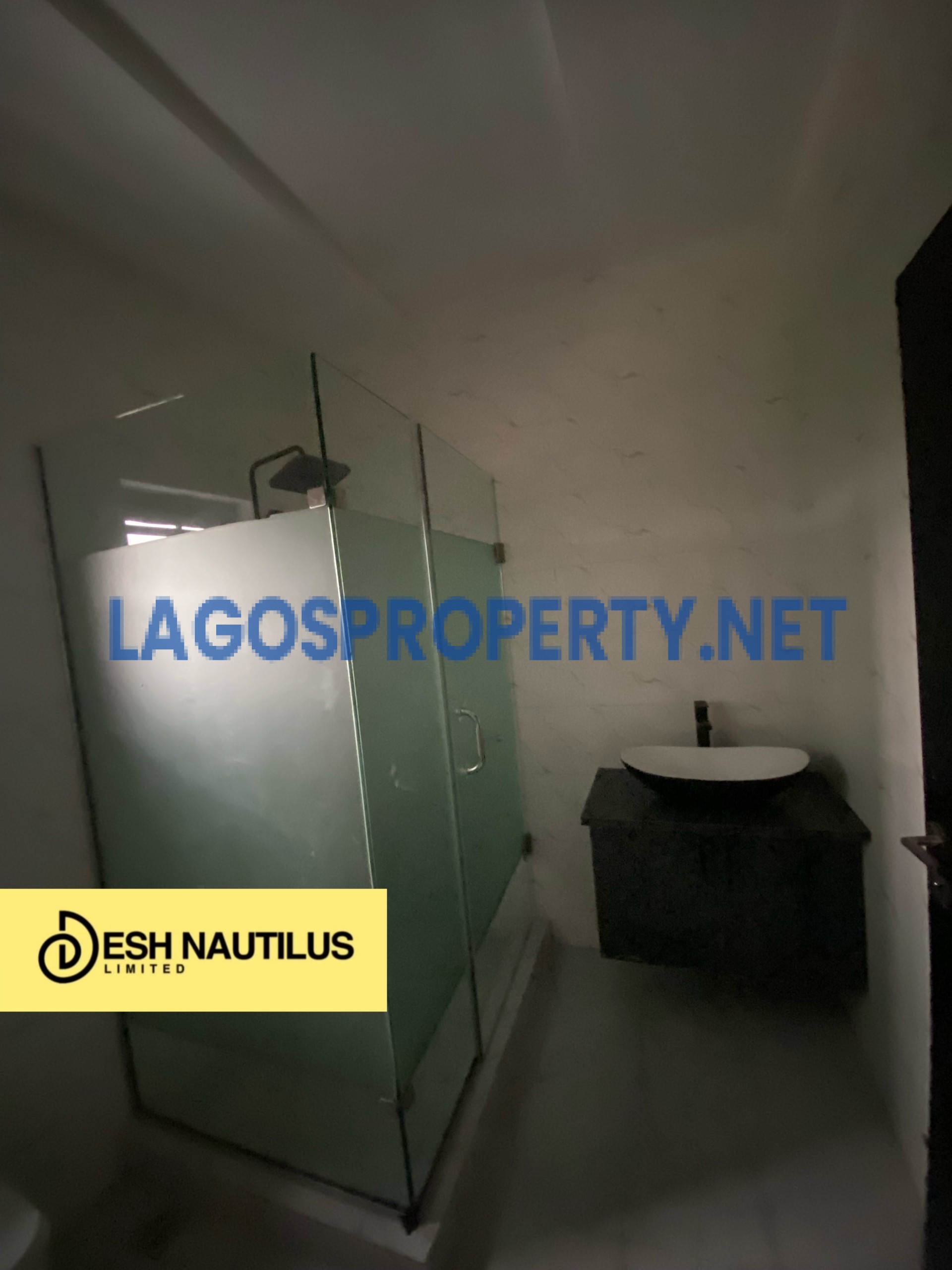 4 bedroom semi detached duplex in Lekki Scheme 2 for sale