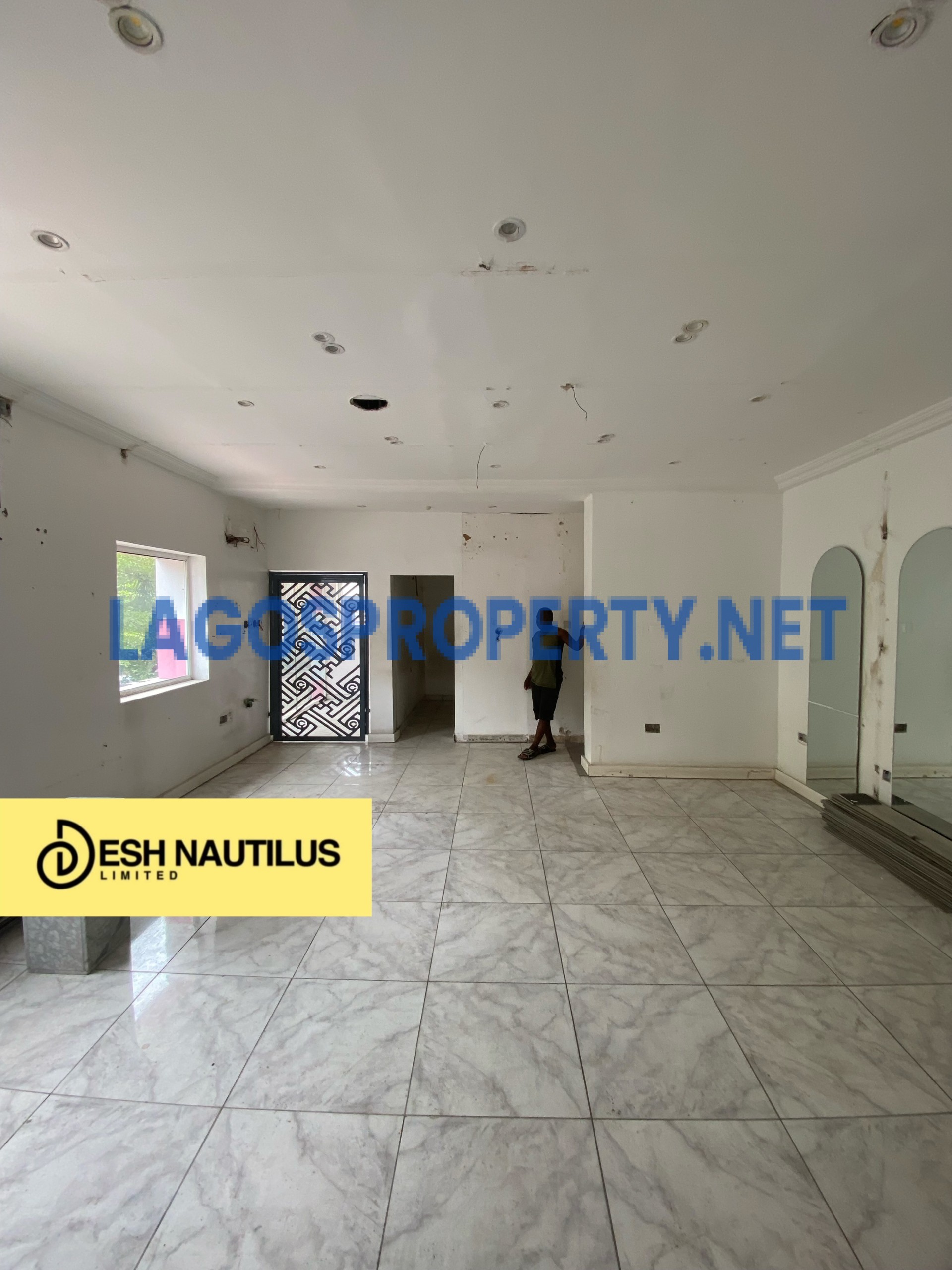 Modern office space for rent in Lekki scheme 1